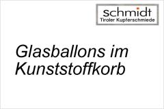 Glasballons im Kunststoffkorb